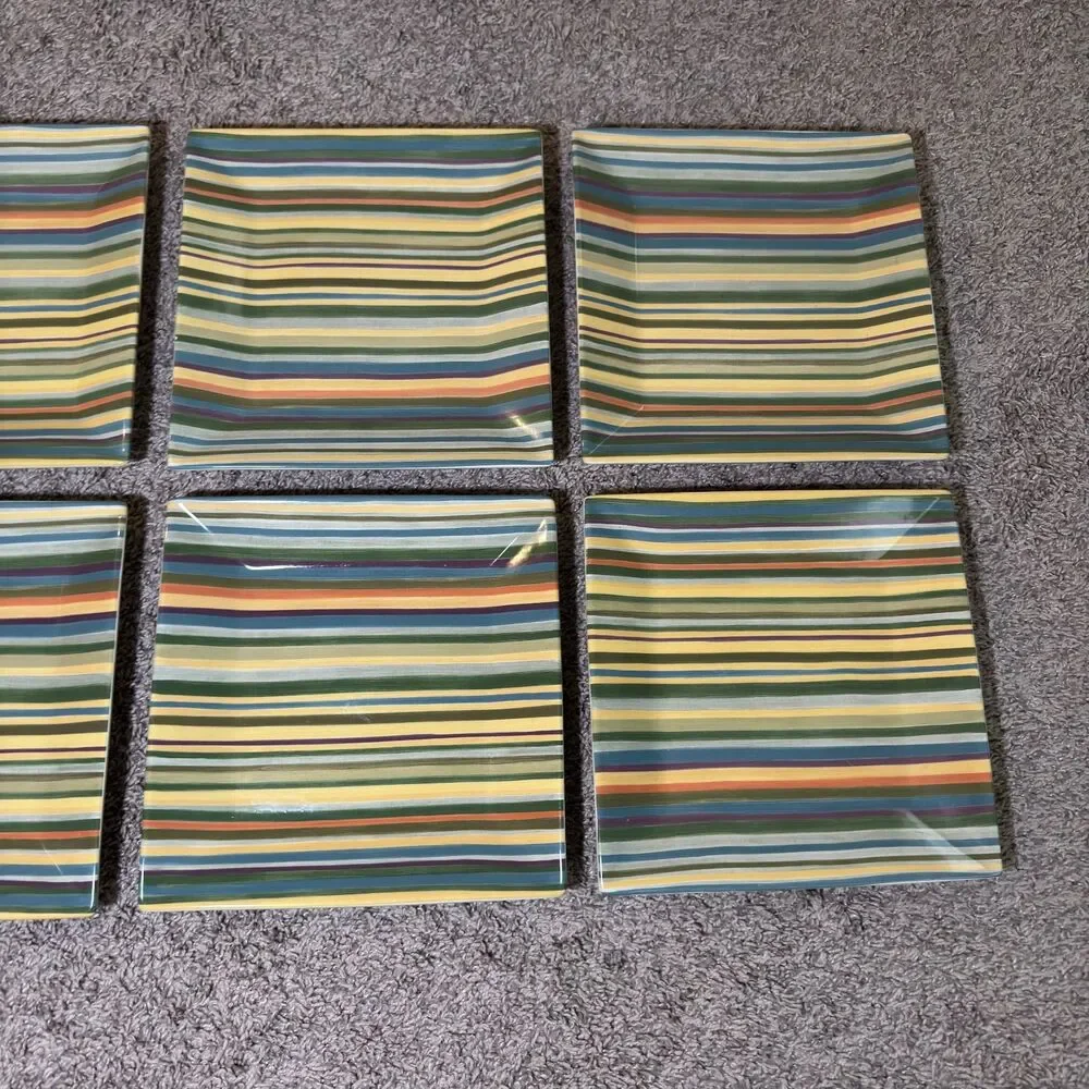 Tabletops Gallery Aurora Square Dinner Plates 10.25